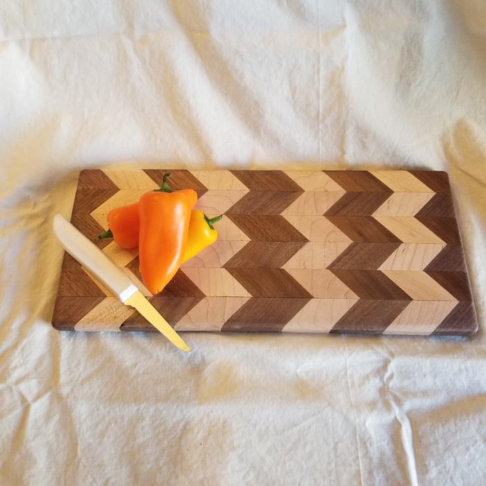 Zigzag Cutting Board